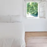 Villa Moulin De *